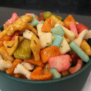 مكسرات تايلندية مشكلة